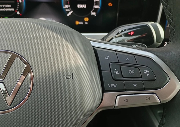 Volkswagen Passat cena 205900 przebieg: 10, rok produkcji 2024 z Dębica małe 466